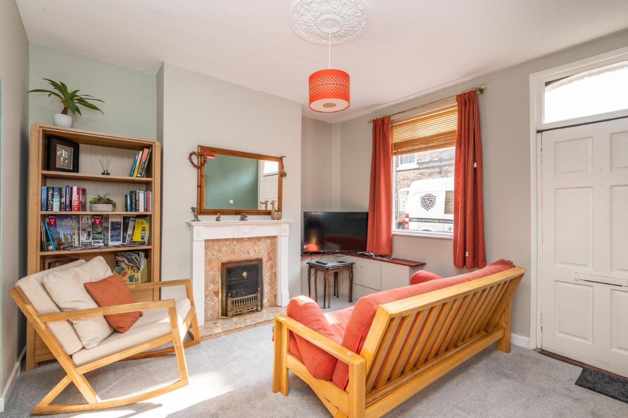 Cosy & Central Victorian House - Pass The Keys York Bagian luar foto