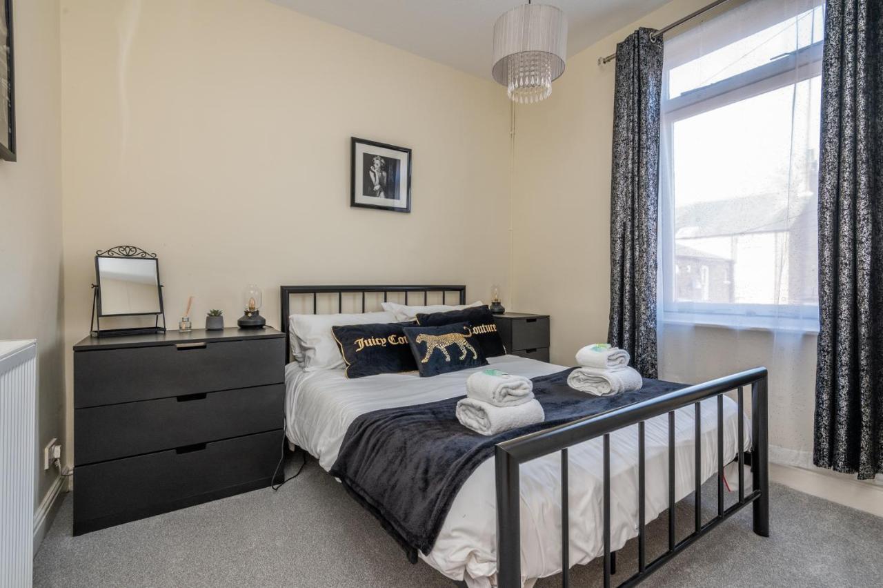 Cosy & Central Victorian House - Pass The Keys York Bagian luar foto